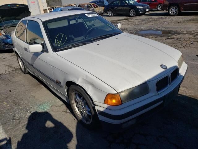 BMW 318ti