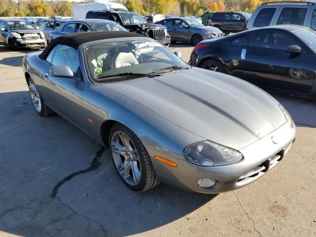 Jaguar XK8