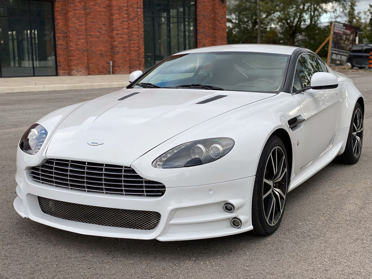 Aston Martin V8 Vantage