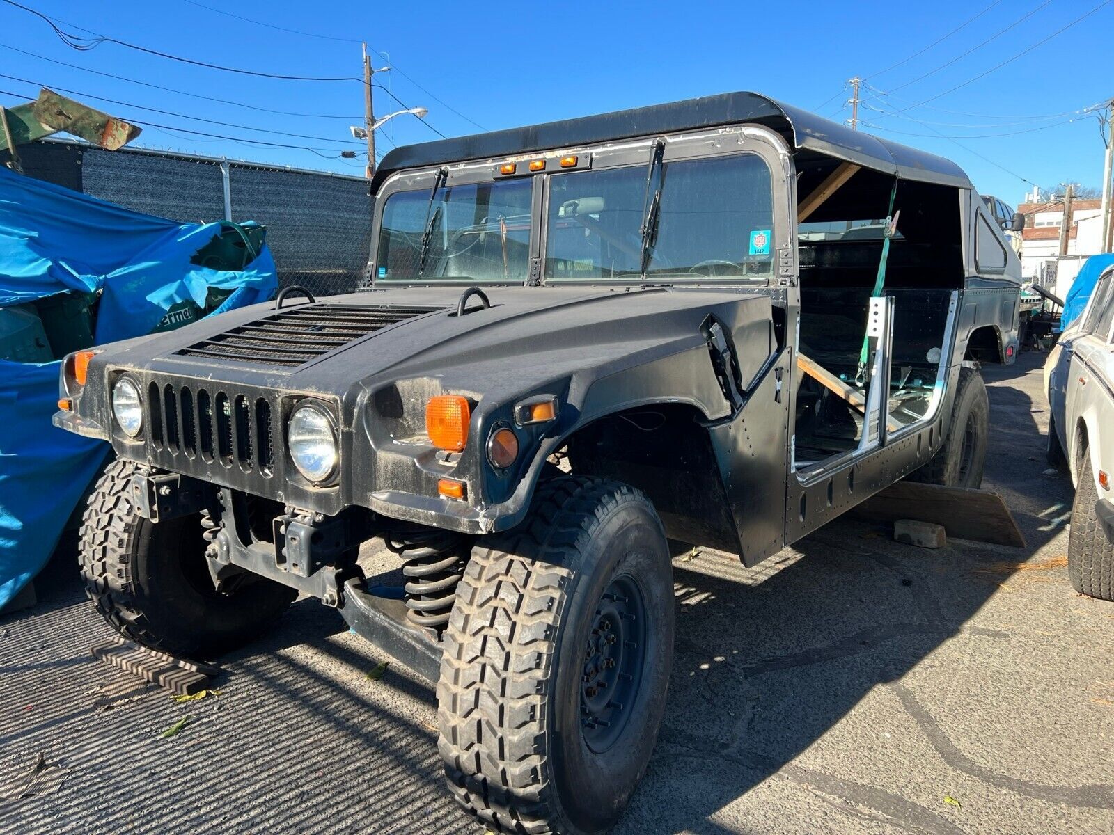 HUMMER H1