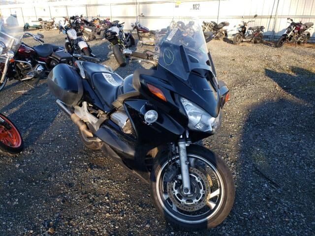 Honda ST1300A