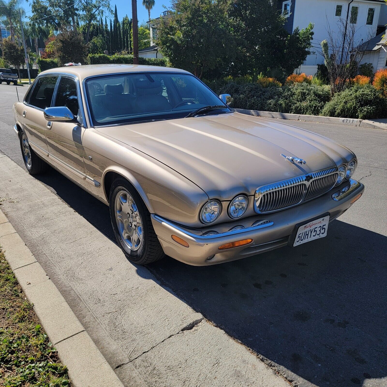 Jaguar Vanden Plas