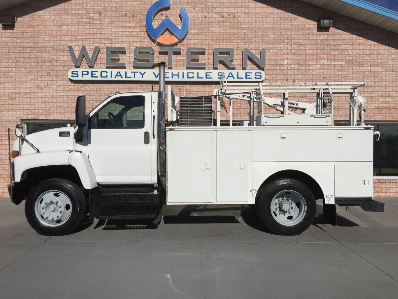GMC C6