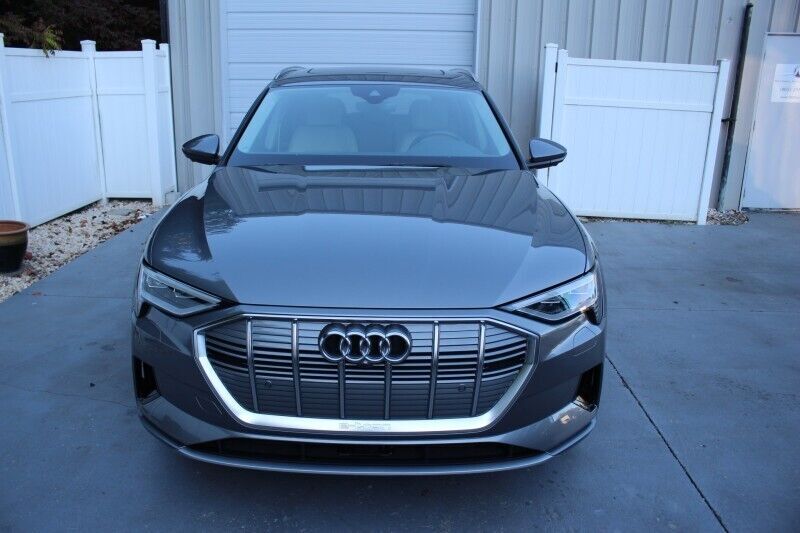 2019 Audi e-tron