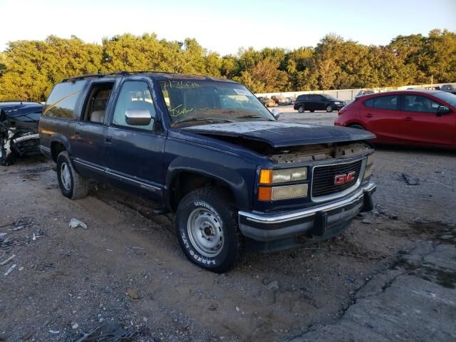 GMC Suburban