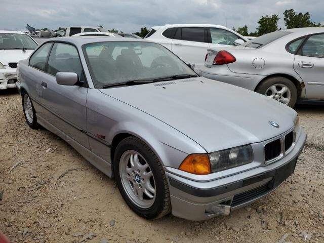 BMW 328iS