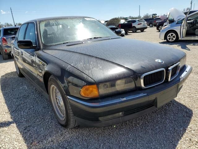 BMW 740Li