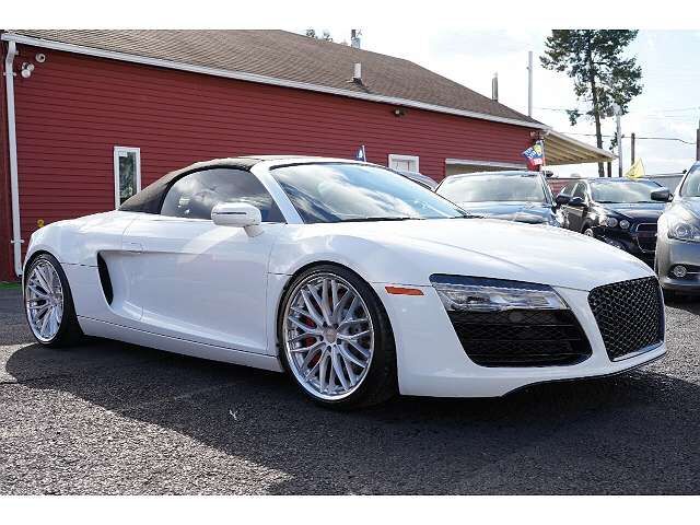 2014 AUDI R8