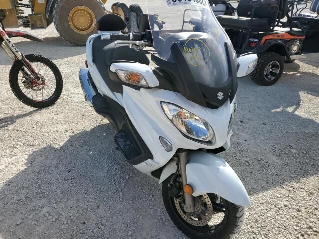 Suzuki AN650L
