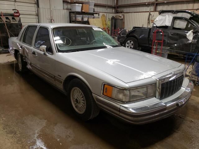 Lincoln Town Car