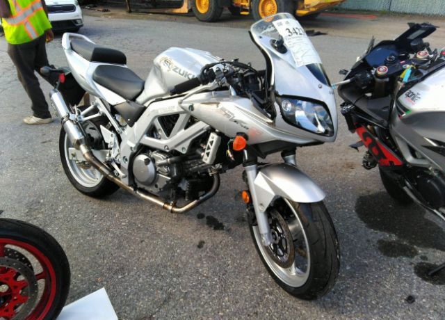 SUZUKI