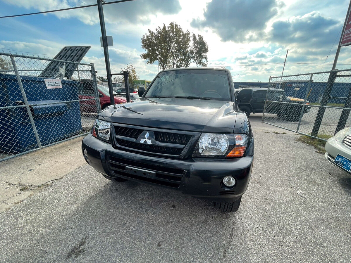 Mitsubishi Montero