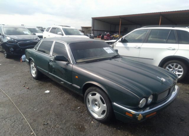 Jaguar XJR