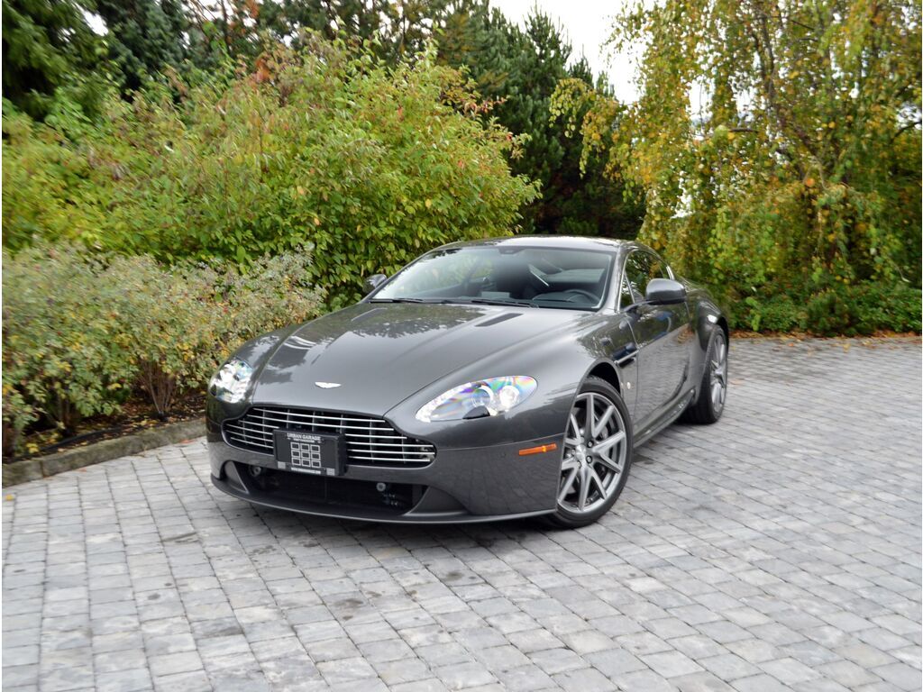 Aston Martin V8 Vantage