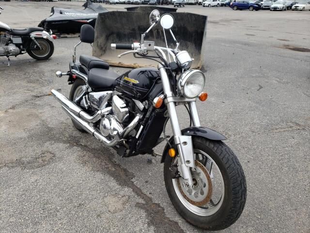 Suzuki VZ800K
