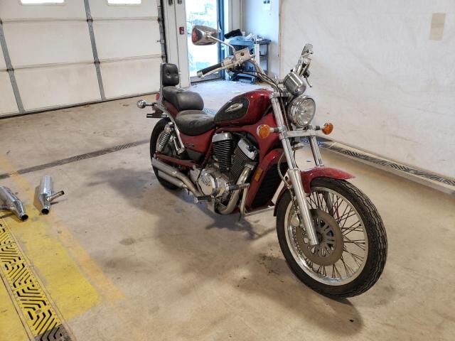 Suzuki VS800