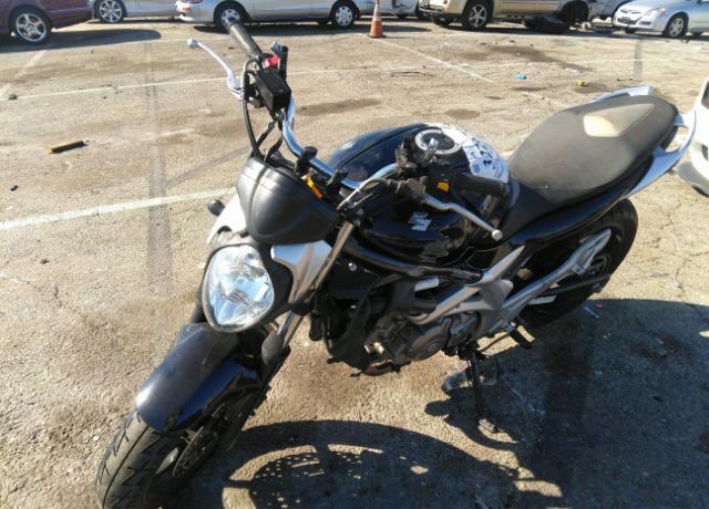 Suzuki SFV650