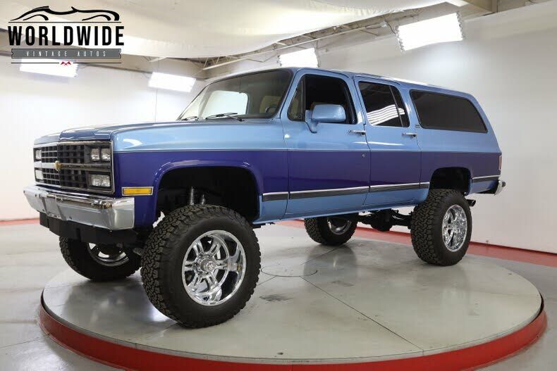 Chevrolet Suburban