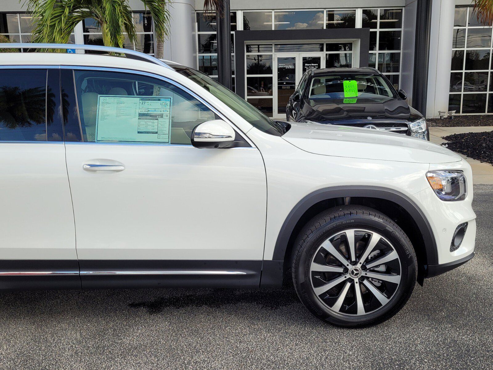 2023 Mercedes-Benz GLB-Class