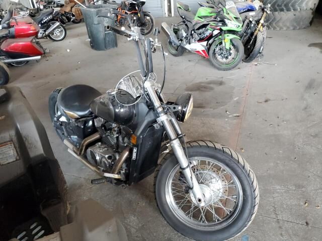 Honda VT750 (Shadow Aero)