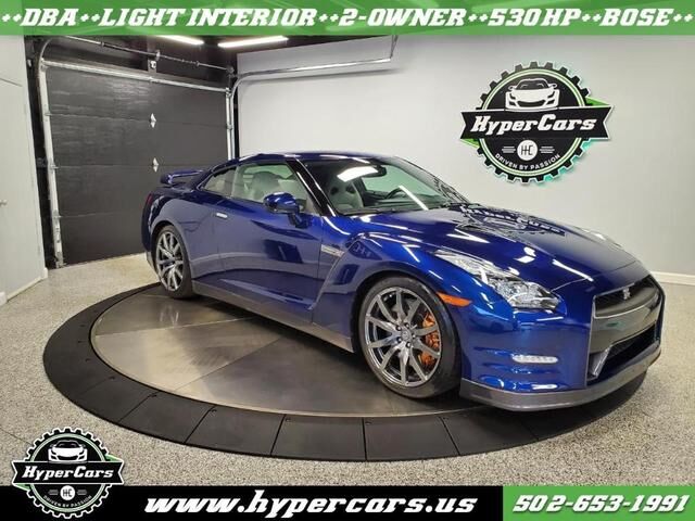 Nissan GT-R