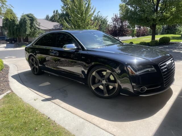 Audi S8