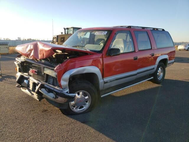 GMC Suburban