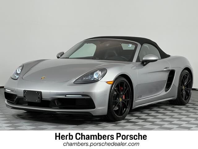 PORSCHE