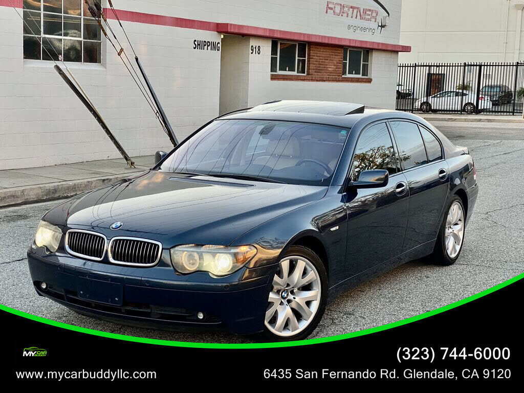 BMW 745i