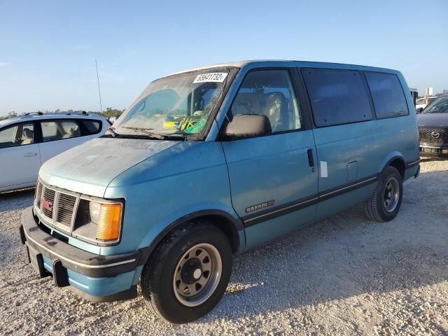 GMC Safari