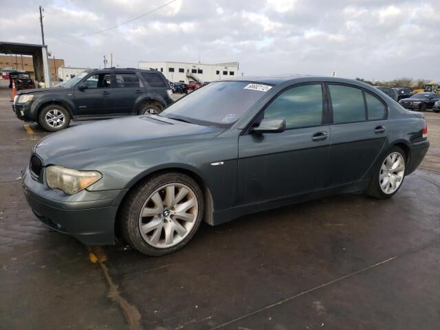 BMW 745i