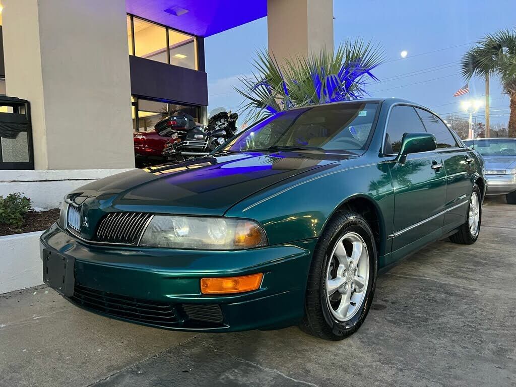 Mitsubishi Diamante