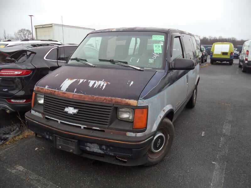 Chevrolet Astro Van