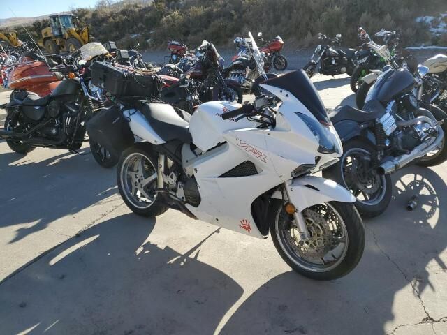 Honda VFR800 (INTERCEPTOR)