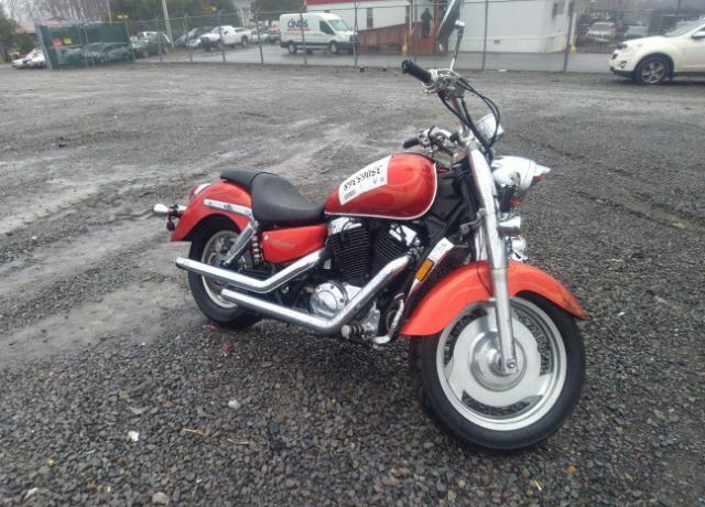 Honda VT1100C2 (SHADOW SABRE)