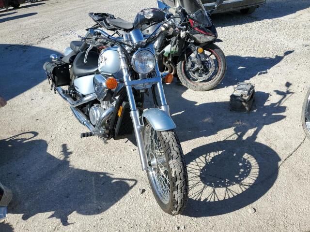 Honda VT600CD (SHADOW VLX DELUXE)