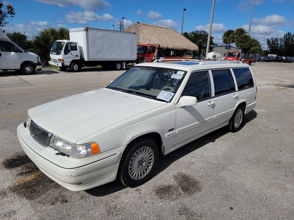 Volvo V90