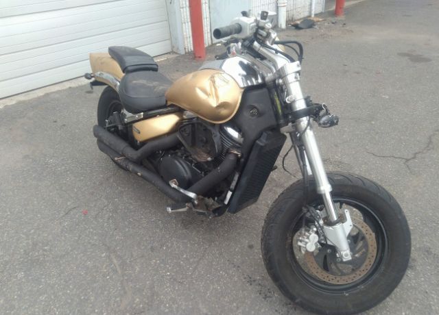 Suzuki VZ800