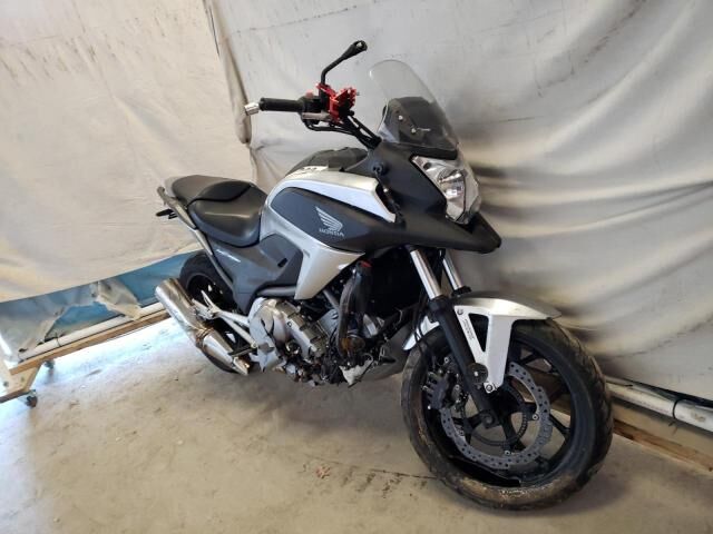 Honda NC700XD/NC700X
