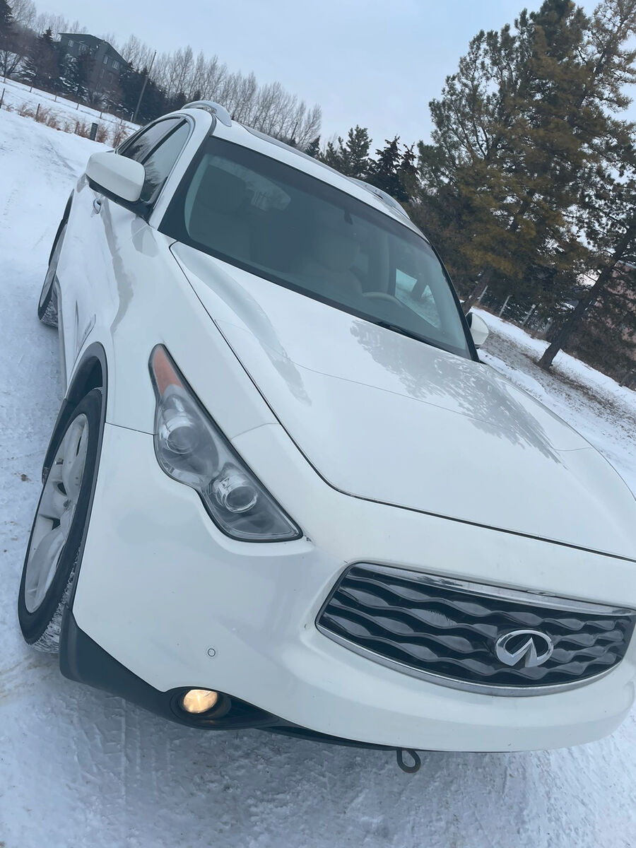 Infiniti FX50