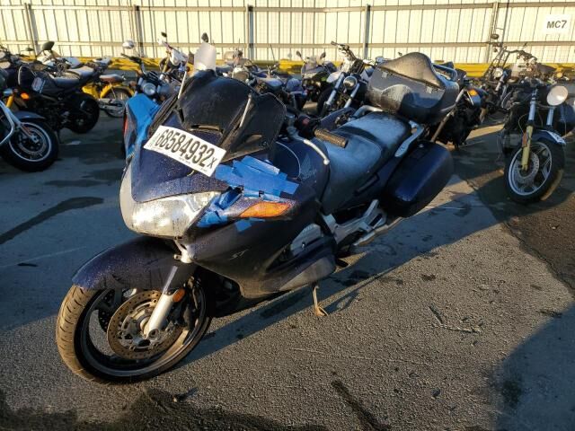 Honda ST1300A