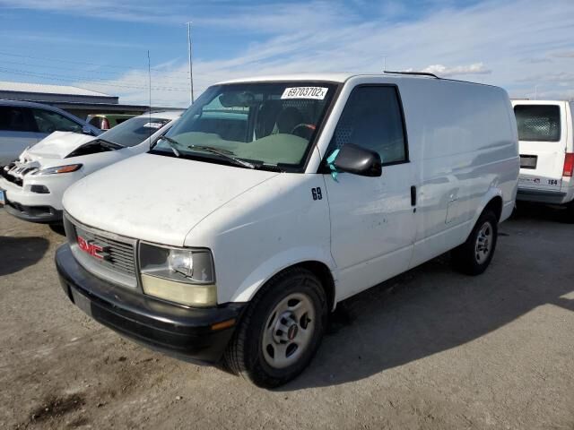 GMC Safari