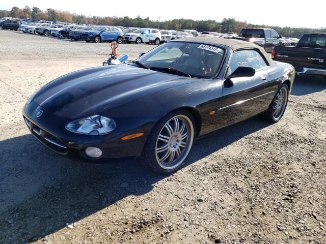 Jaguar XK8