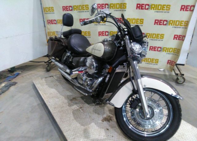 Honda VT750 (Shadow Aero)