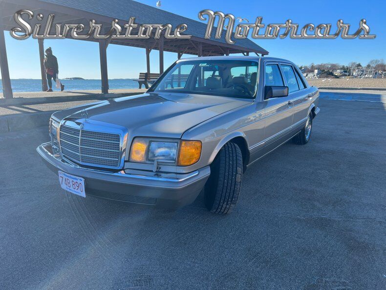 Mercedes-Benz 560