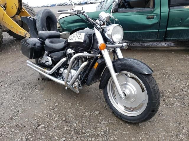 Honda VT1100C2 (SHADOW SABRE)