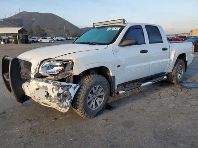 2007 MITSUBISHI Raider