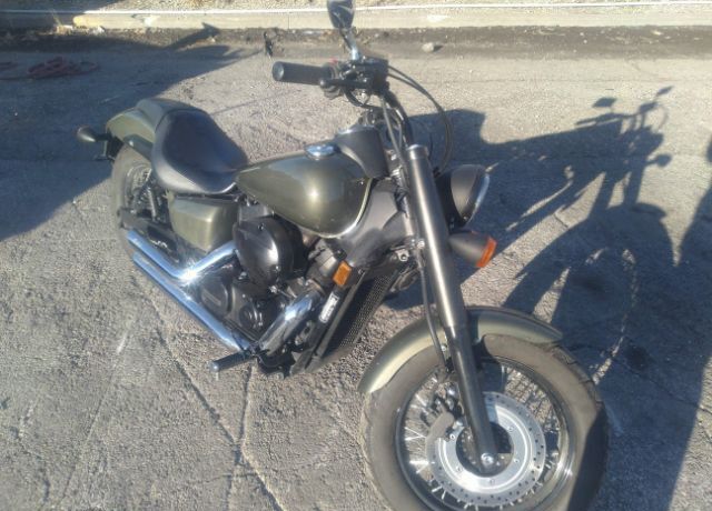 Honda VT750 (Shadow Phantom)