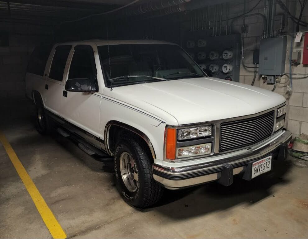 GMC Suburban