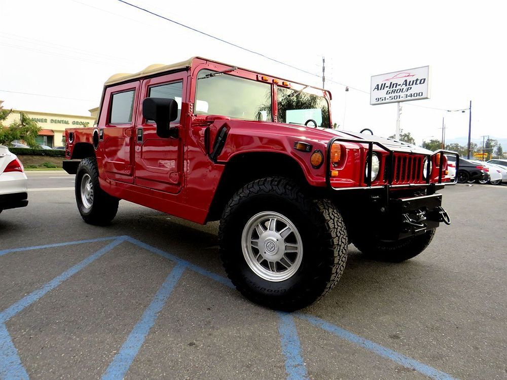 HUMMER H1